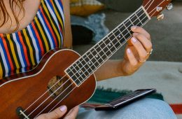 Fender play ukulele